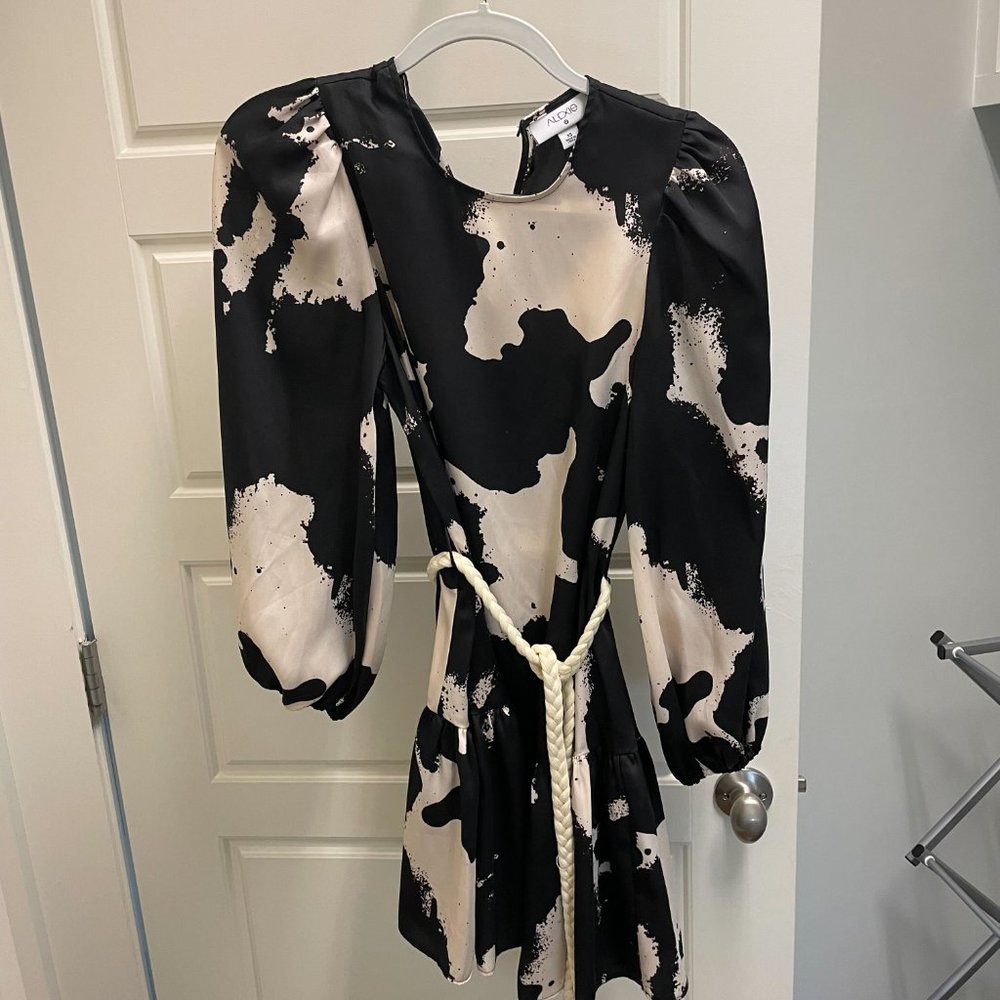 ALEXIS For Target Long Sleeve Black Cream Printed Dress